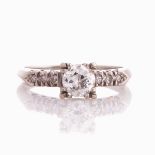 Klassischer Diamantring