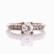 Klassischer Diamantring