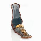 Historismus-Schmuckset: Armreif, Brosche/Anhänger und Paar Ohrhänger in passender Schatulle