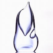 Flache asymmetrische Vase mit zwei Öffnungen. Glashütte Zelezny Brod Sklo (ZBS), Tschechien Studio A