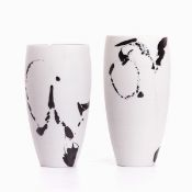 2 unterschiedliche Becher. Karin Bablok, Hamburg.