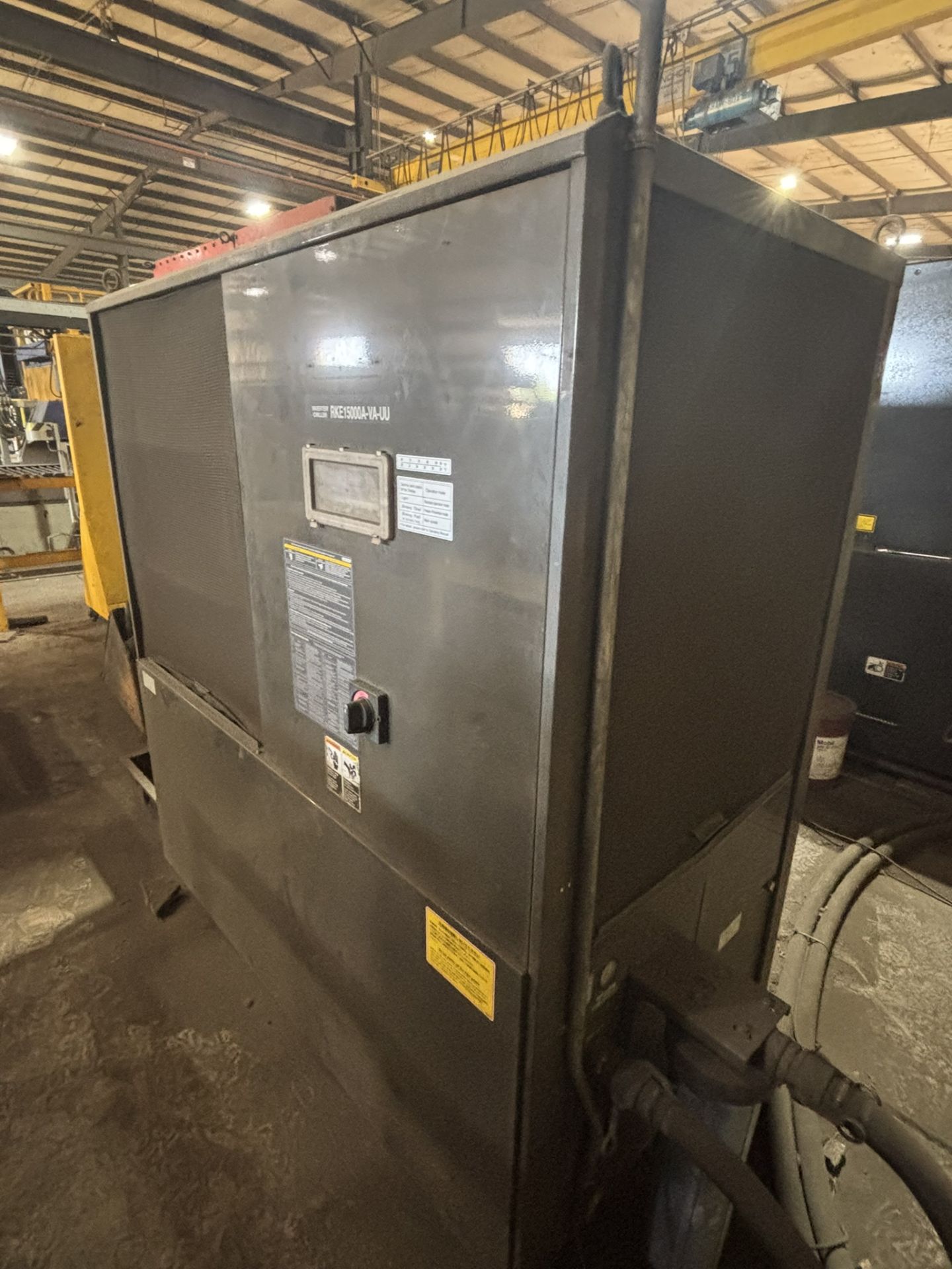2006 Amada F03015NT CO2 Laser, 4,000w Resonator, 52,760 hours, with Chiller, Shuttle Table - Image 8 of 17