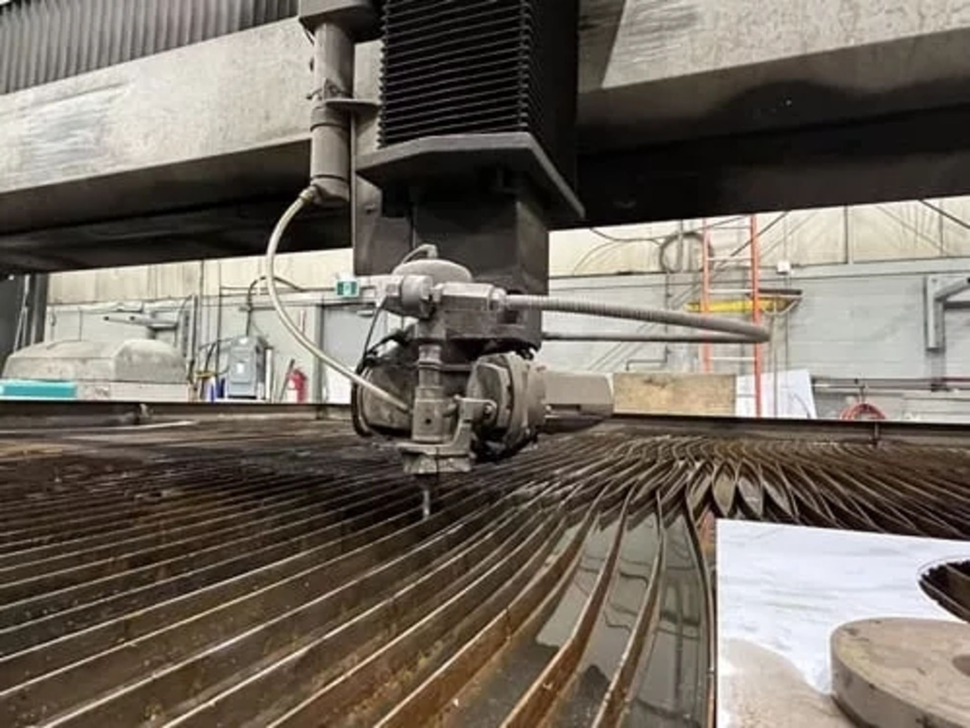 2014 Flow Mach 4 4030c, 10.2′ x 13.1′ DWJ Head CNC Waterjet, Table Width 10.2', Table Length - Image 17 of 21