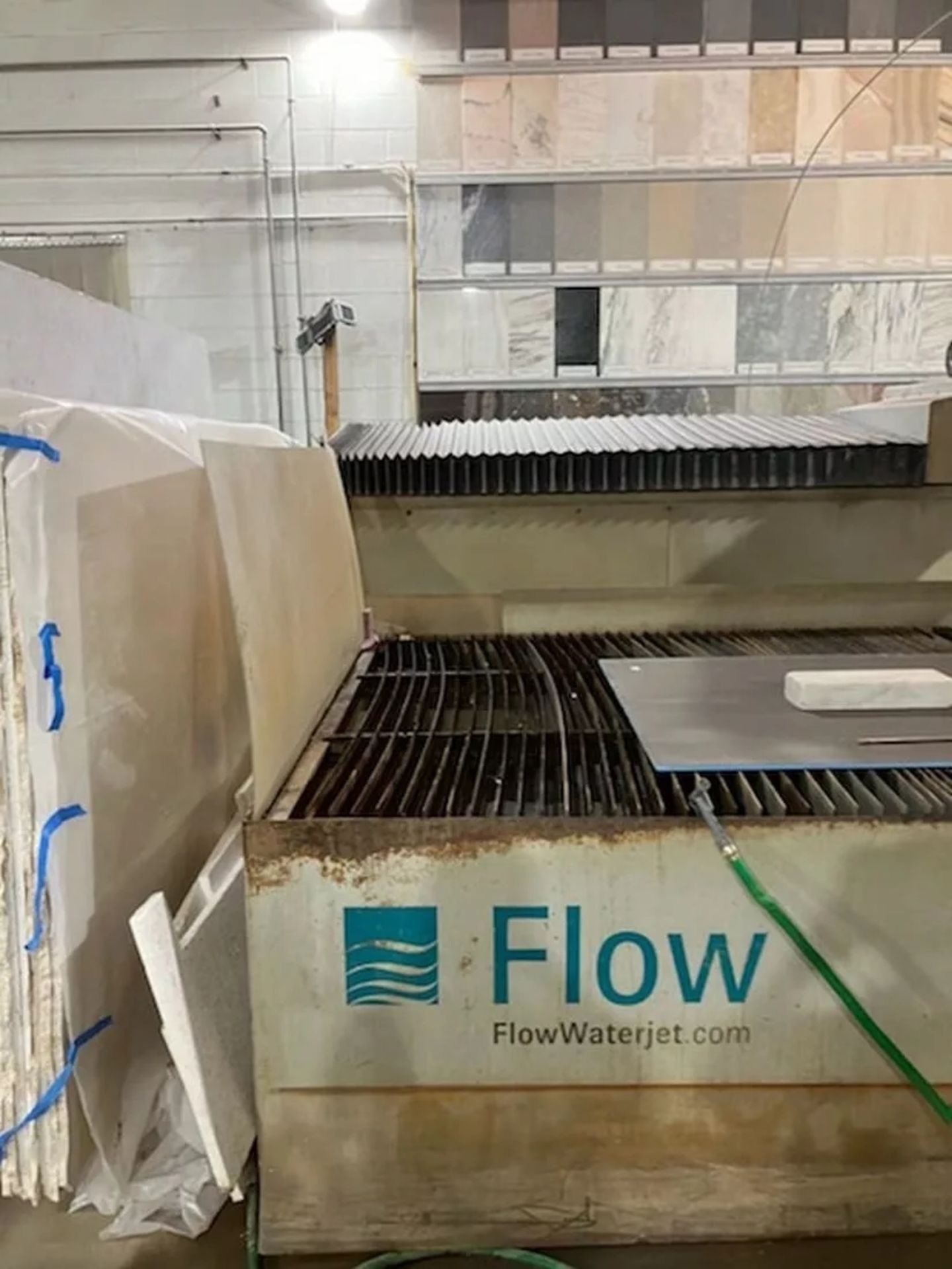 2010 Flow Mach 3 612, 6′ x 12′ CNC Waterjet, Table Width 6', Table Length 12', Control Flow PC - Image 3 of 6