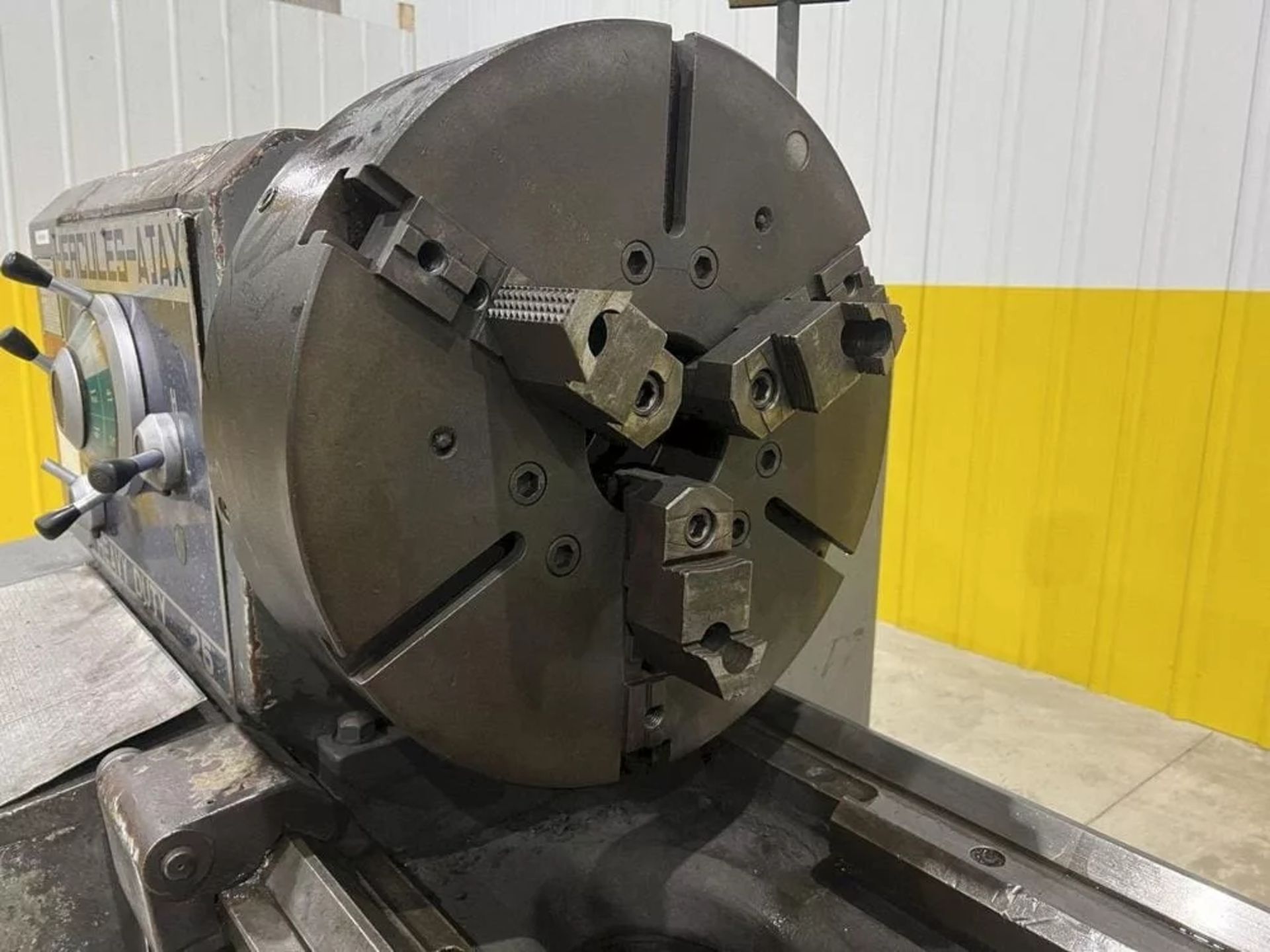 1979 Hercules AJAX HR2000, #25 Heavy Duty Gap Bed Engine Lathe, Type #25 Heavy Duty, Spindle - Image 4 of 16