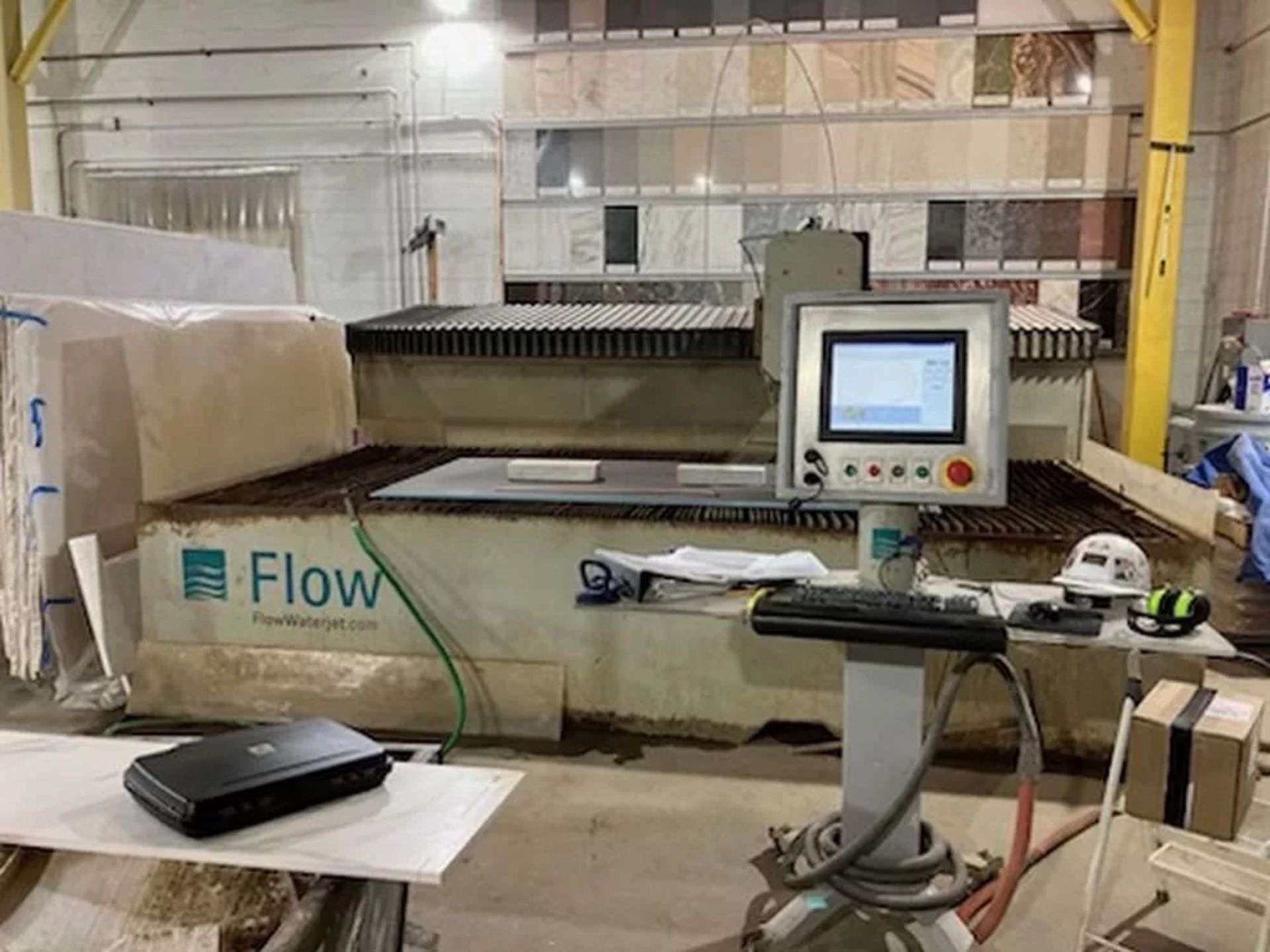 2010 Flow Mach 3 612, 6′ x 12′ CNC Waterjet, Table Width 6', Table Length 12', Control Flow PC
