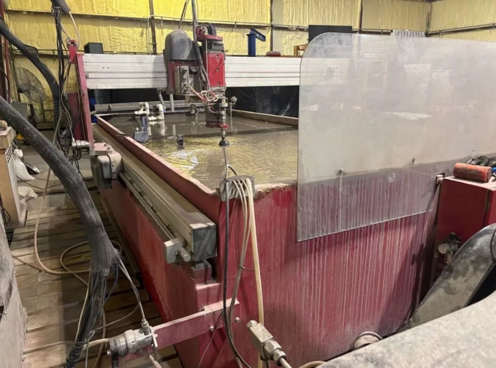 2013 Omax Maxiem 1530, 5.2′ x 10.1′ CNC Waterjet, Table Width 5.2', Table Length 10.1' - Image 3 of 7