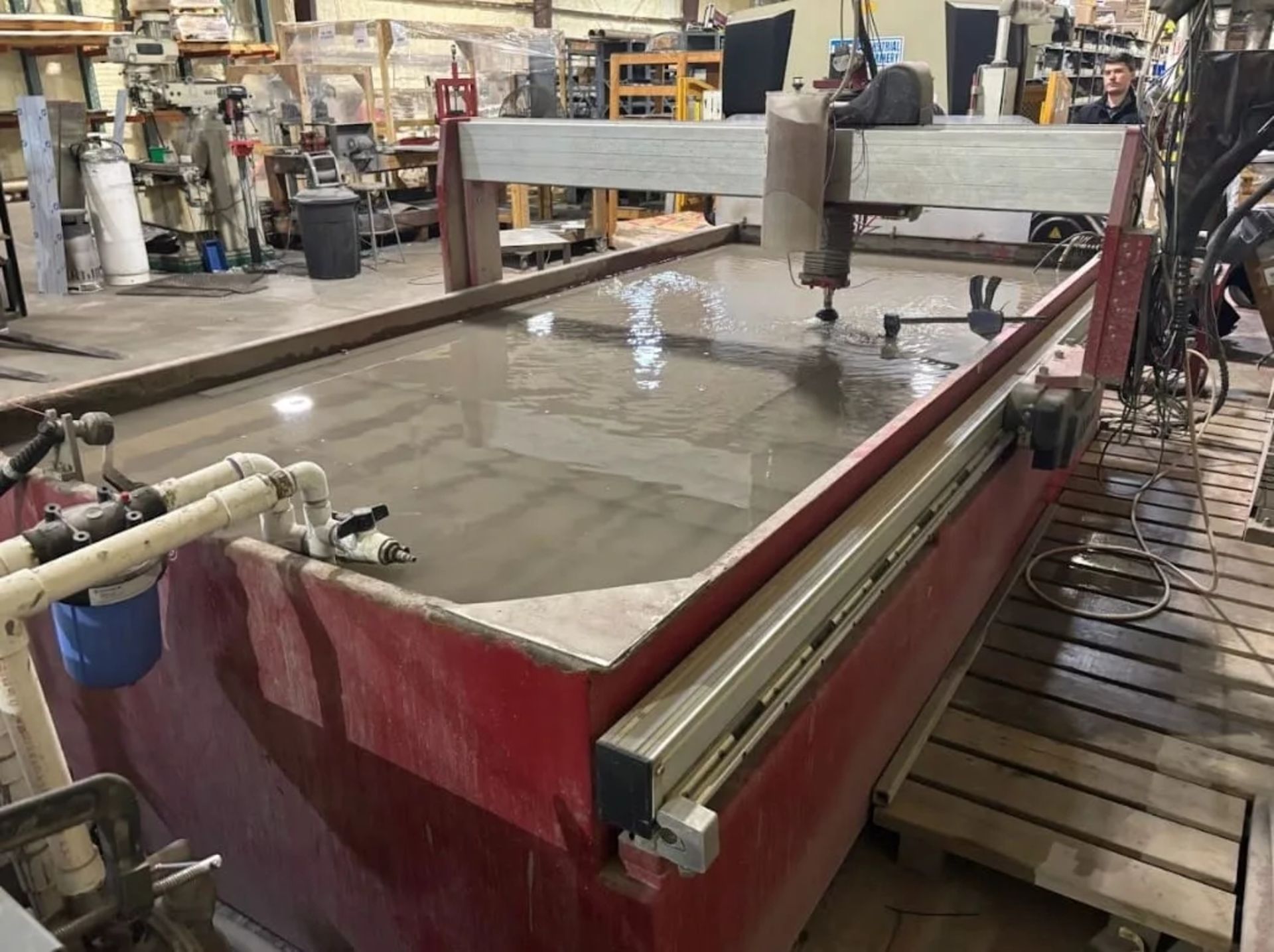 2013 Omax Maxiem 1530, 5.2′ x 10.1′ CNC Waterjet, Table Width 5.2', Table Length 10.1' - Image 2 of 7