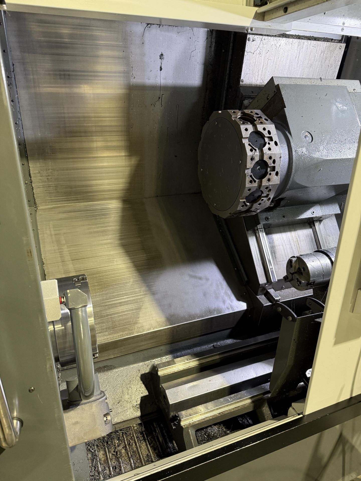 2019 Haas ST-25Y CNC Lathe With Y Axis Live Tooling, 10" 3-Jaw Chuck, Tool Presetter, Sub Spindle - Image 29 of 31