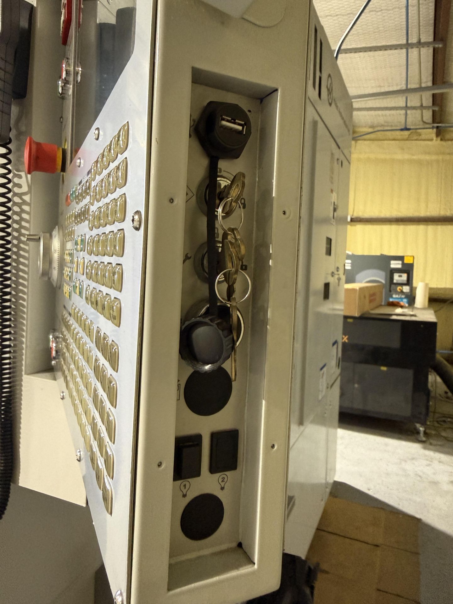 2019 Haas UMC 750SS, 5-Axis Vertical Machining Center, Haas Control, USB, Remote Jog, P-Cool, - Image 15 of 33