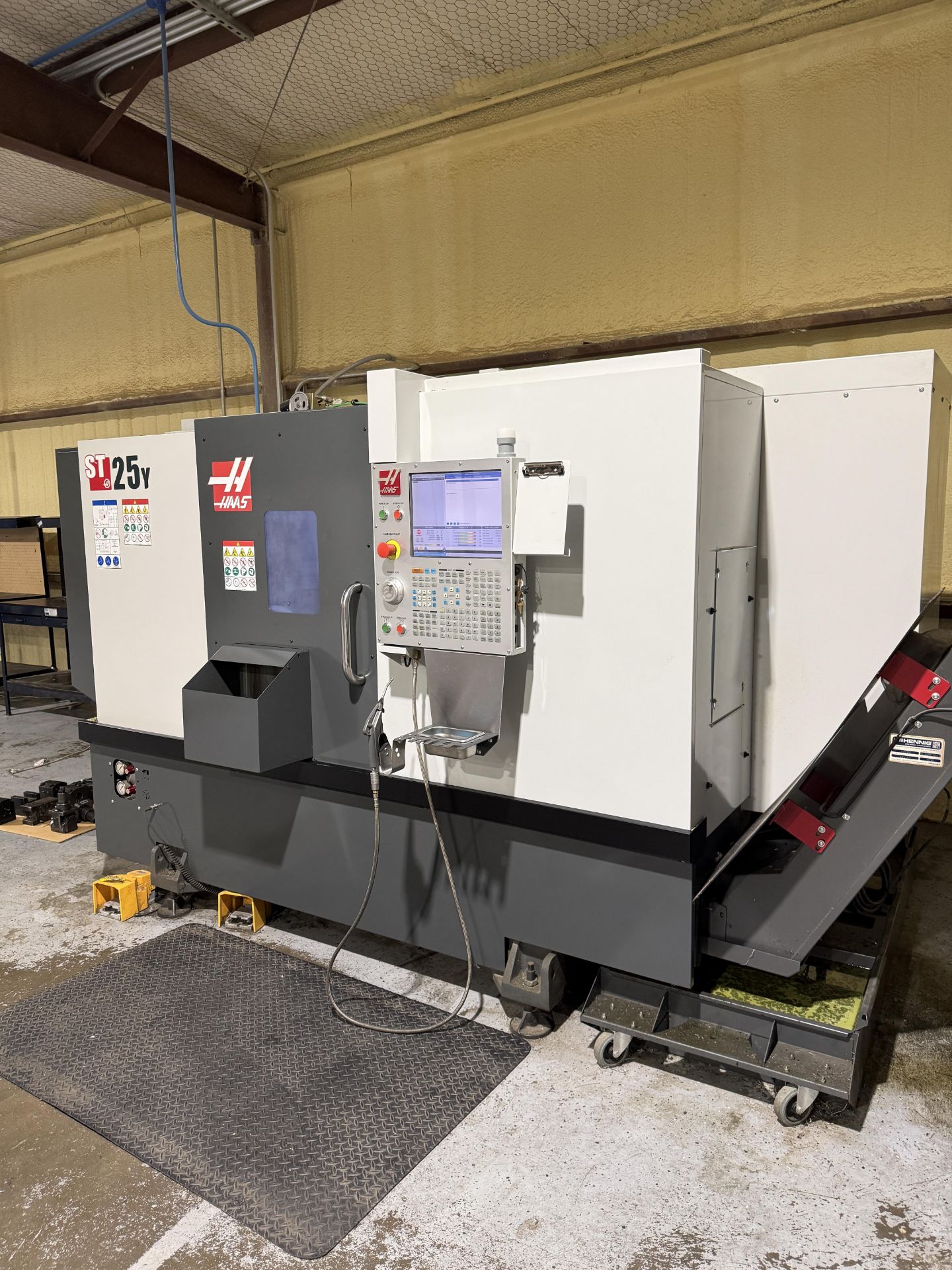 2019 Haas ST-25Y CNC Lathe With Y Axis Live Tooling, 10" 3-Jaw Chuck, Tool Presetter, Sub Spindle - Image 6 of 31