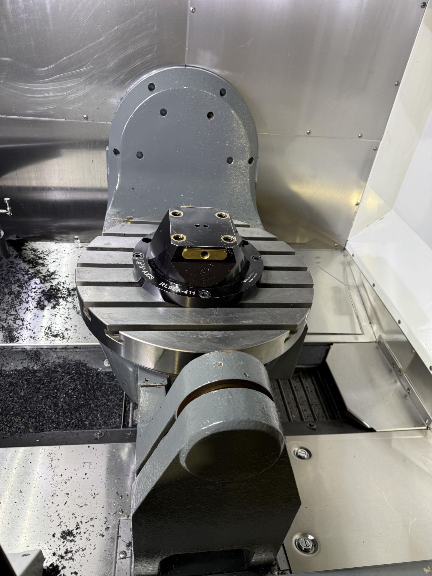 2019 Haas UMC 750SS, 5-Axis Vertical Machining Center, Haas Control, USB, Remote Jog, P-Cool, - Image 28 of 33