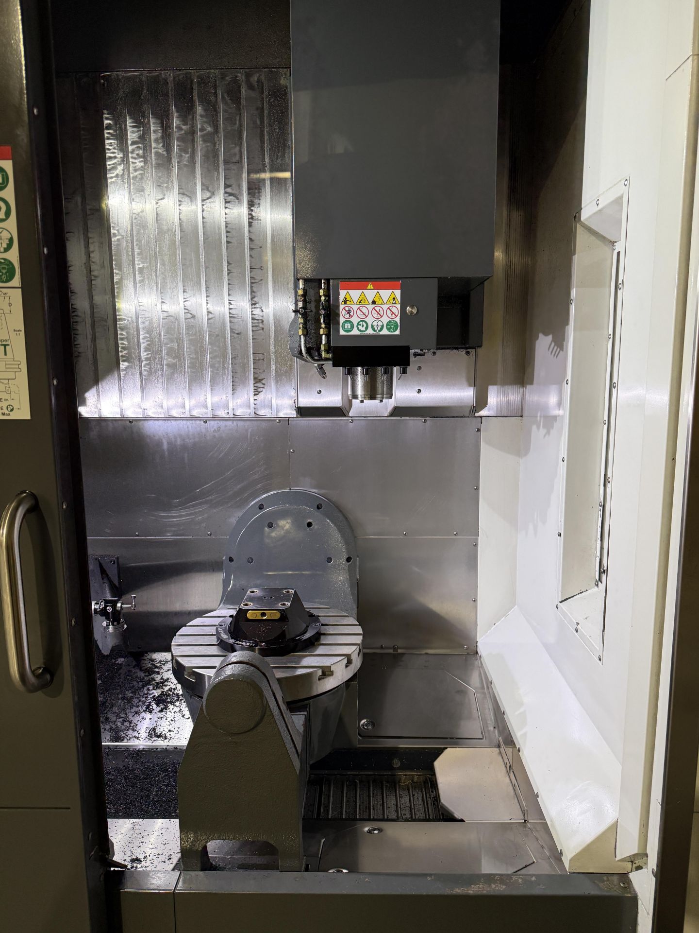 2019 Haas UMC 750SS, 5-Axis Vertical Machining Center, Haas Control, USB, Remote Jog, P-Cool, - Image 16 of 33
