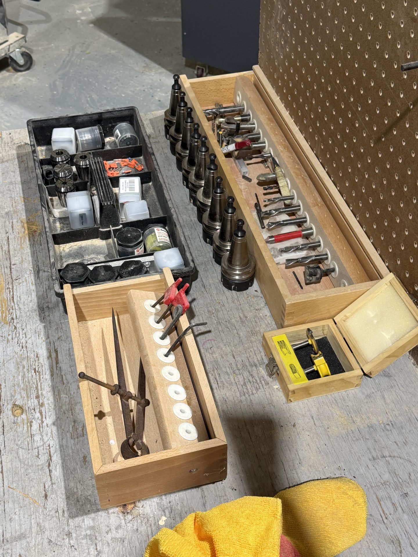 2020 Laguna Model NA48 Smart Shop | SUV CNC Router, 8 Station Tool Holder, 6 Vacuum Sections, - Image 28 of 29
