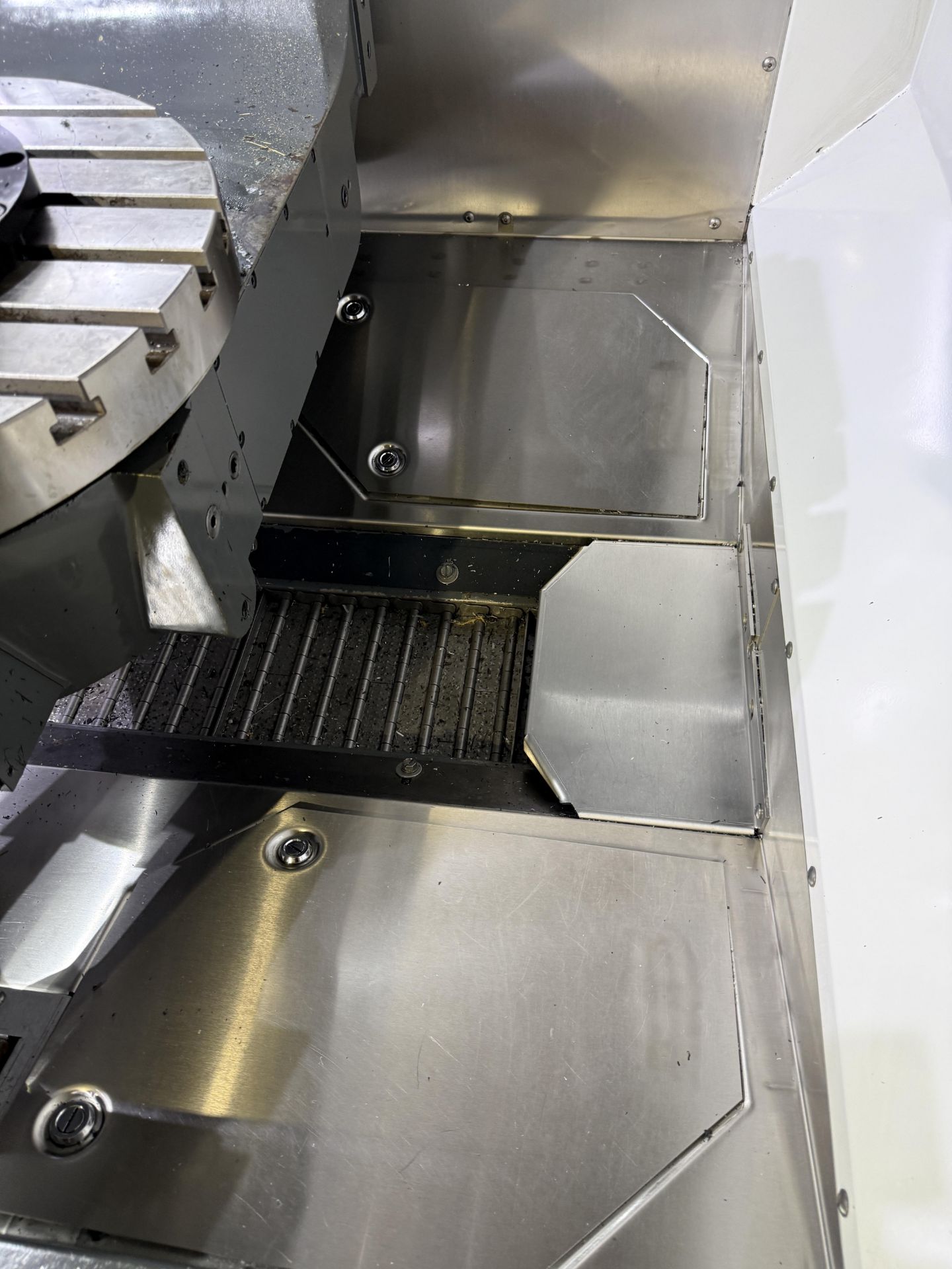 2019 Haas UMC 750SS, 5-Axis Vertical Machining Center, Haas Control, USB, Remote Jog, P-Cool, - Image 29 of 33