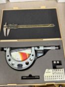 Mitutoyo 3"-4" #326-714 Screw Thread Micrometer & Mitutoyo 0"-8" Digimatic Digital Caliper