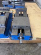 Kurt D688 6" Machine Vise