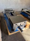 Kurt D688 6" Machine Vise