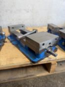 Kurt D688 6" Machine Vise