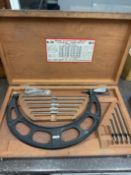 Starrett #224 6"-12" OD Micrometer Set