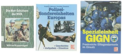Konvolut von drei Bücher