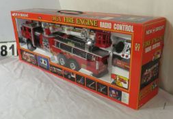remote control fire truck New Bright 9.6 V fire engine