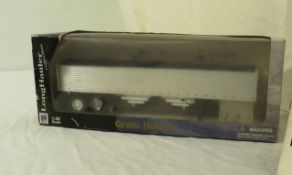 Long Hauler 1:32 scale grain hauler trailer