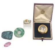 A selection of jewellery