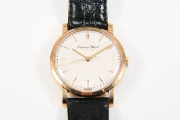 IWC Schaffhausen „Shark Fin“ Vintage-Armbanduhr – 18kt Gold mit original Schließe