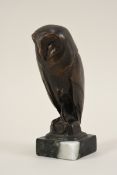 Willy Zügel (1876–1950) Eule (ca. 1915) – Bronze, frühe Signatur