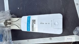 Ubiquiti Rocket M radio with an airMAX Omni Antenna - L - 49