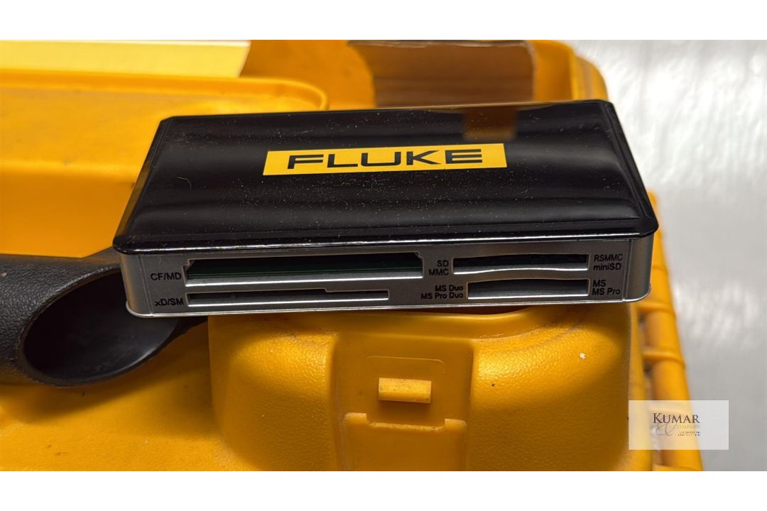 Fluke 6500 Appliance Tester/ PAT Tester with Fluke USB Multi Card Reader/Writer & Original Fluke ... - Image 6 of 15
