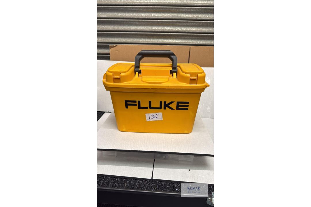 Fluke 6500 Appliance Tester/ PAT Tester with Fluke USB Multi Card Reader/Writer & Original Fluke ... - Image 2 of 15