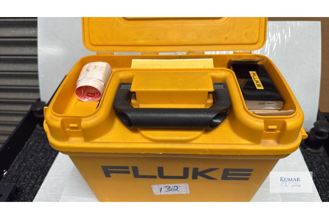 Fluke 6500 Appliance Tester/ PAT Tester with Fluke USB Multi Card Reader/Writer & Original Fluke ... - Image 4 of 15