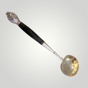 Russische Schöpfkelle