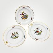 Drei Meissen-Teller mit Vogelmotiven