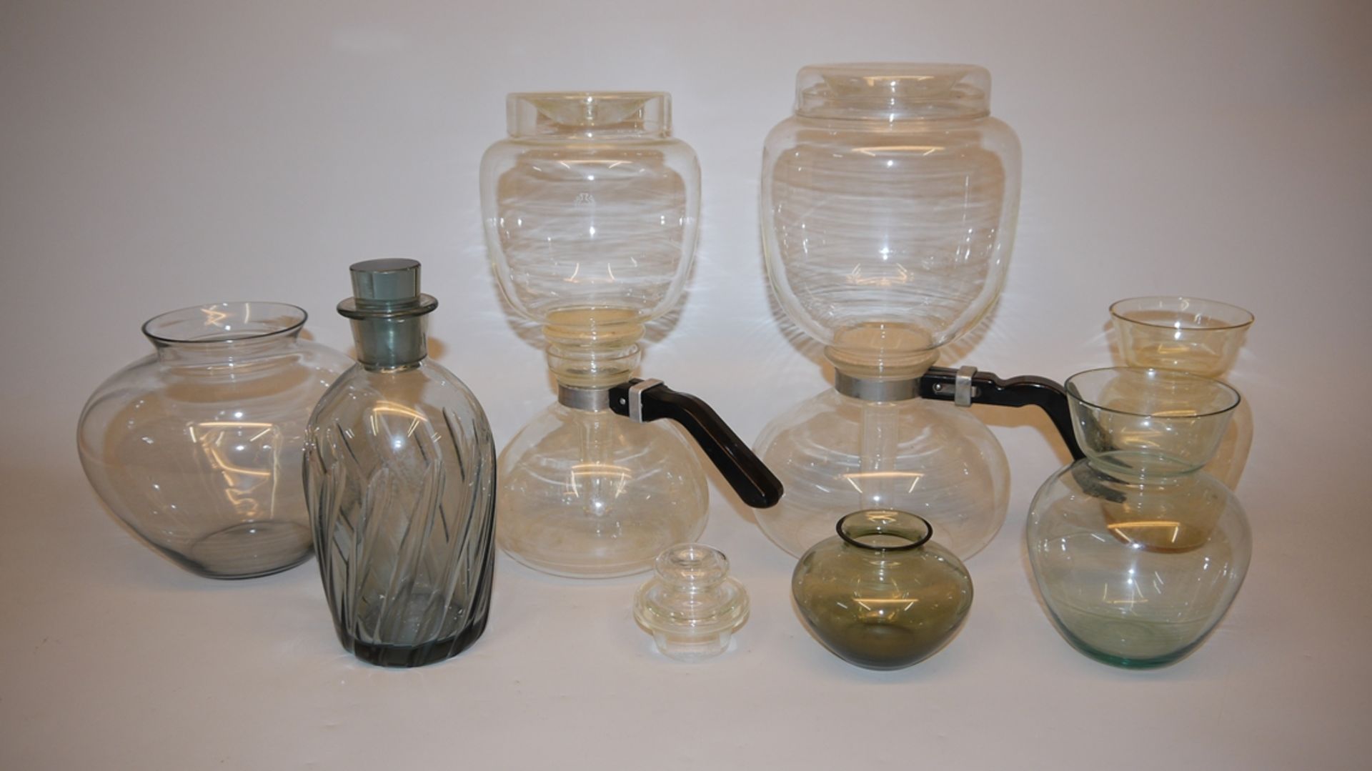 Bruno Mauder und Wilhelm Wagenfeld, frühe Entwürfe für Schott und Weißwasser, 7 Glasobjekte