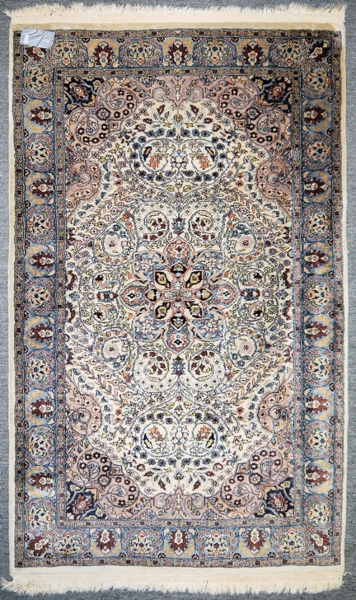 Vier Orientteppiche: Teppich und 3 Brücken Indien, Kaschmir, Indien - Bild 4 aus 4