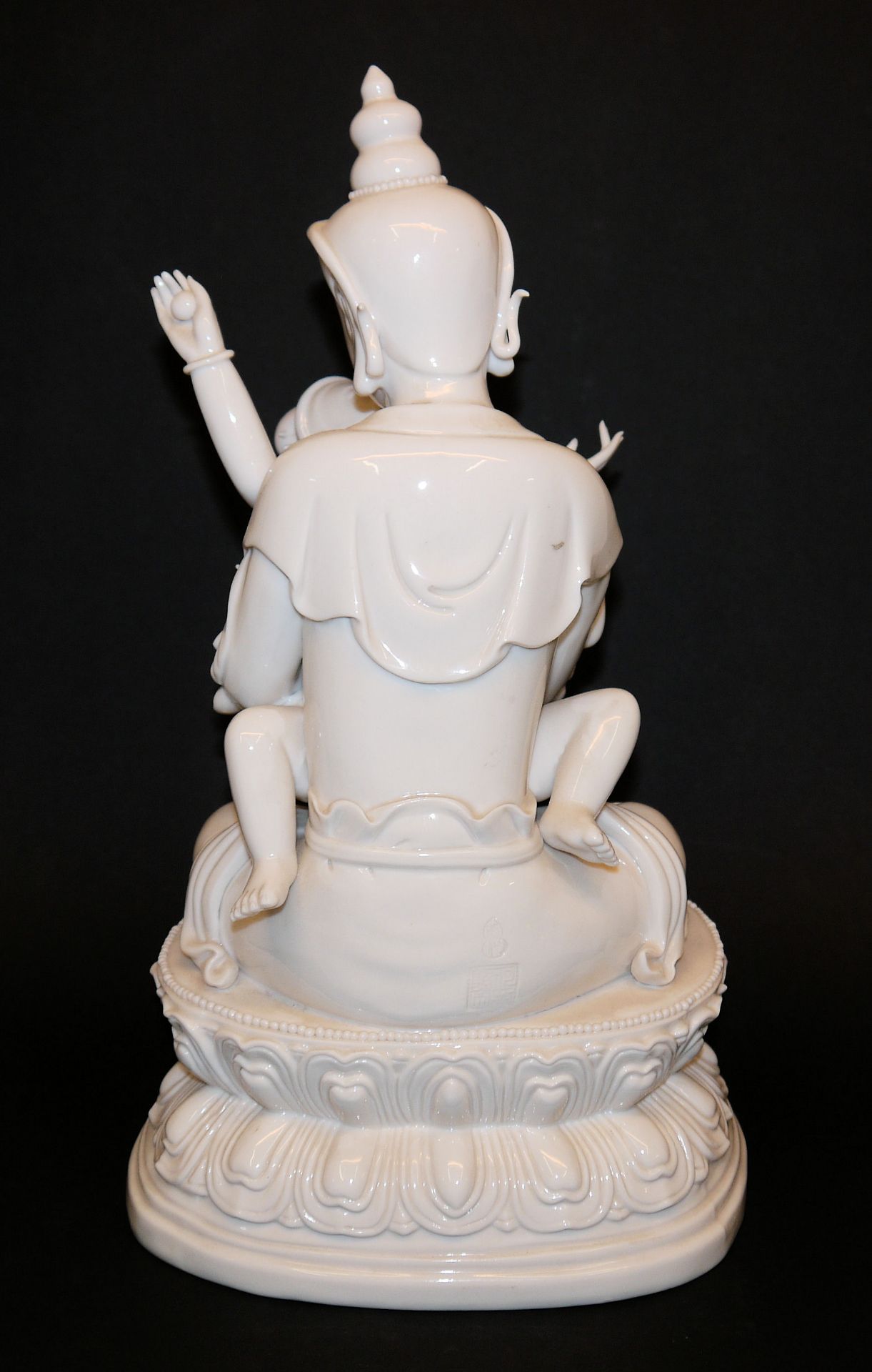 Buddha Vajradhara in Yab-Yum, Blanc de Chine Porzellan aus Dehua, China 20. Jh. - Bild 2 aus 2