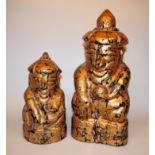 Zwei volkstümliche Glücksfiguren des Phra Bua Khem aus Thailand