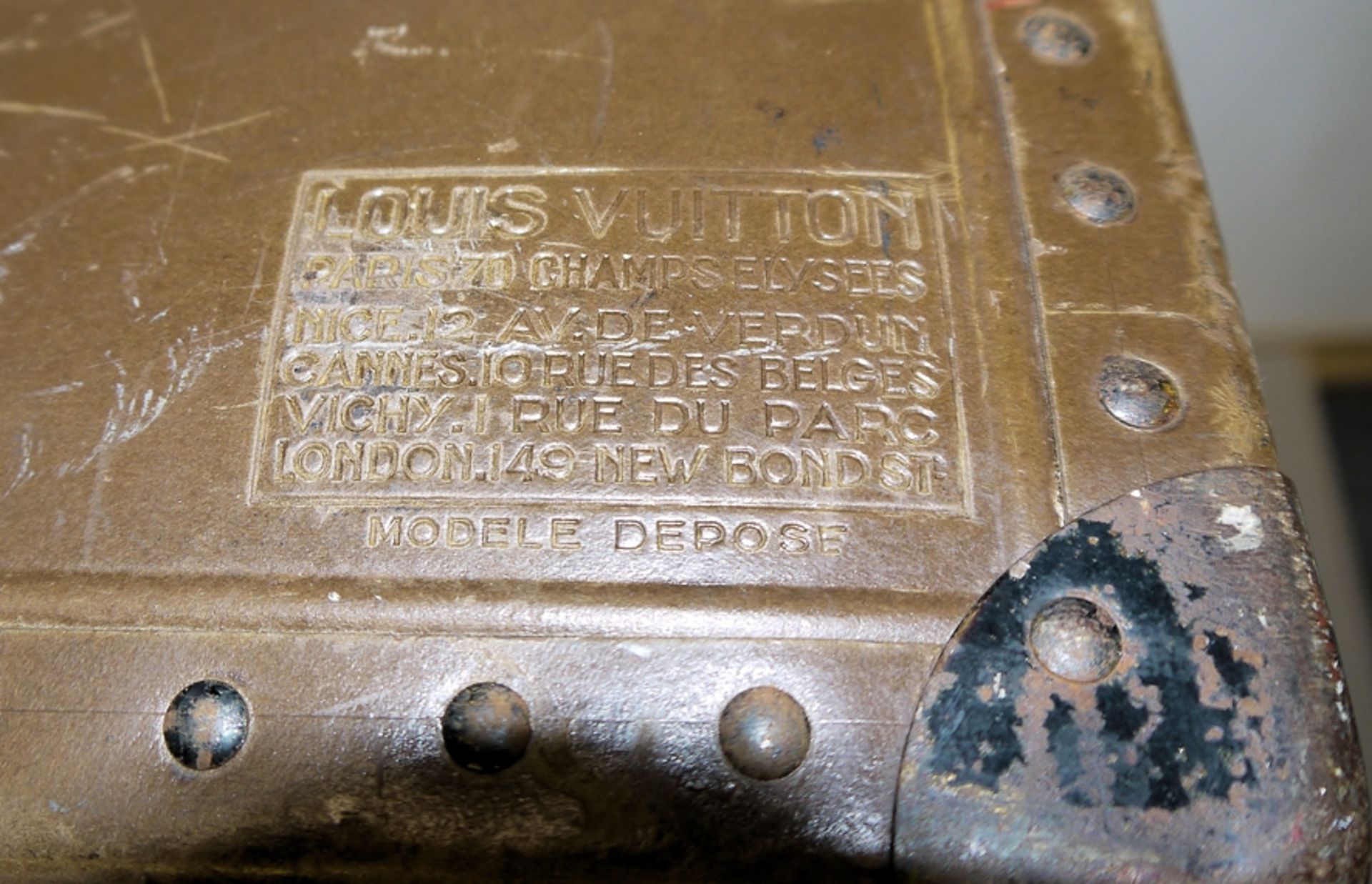 Louis Vuitton Automobilkoffer, Modele Depose, 1920er Jahre - Bild 2 aus 2