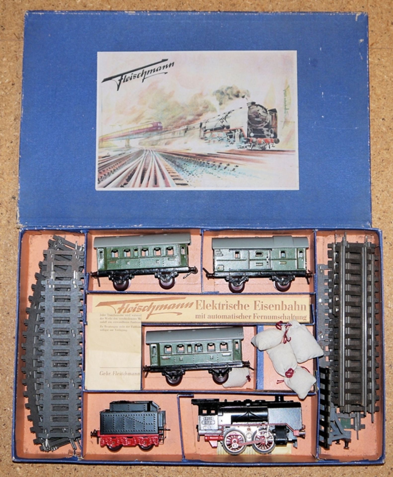 Fleischmann Spur 0, Zugpackung Lokomotive E325 - Bild 2 aus 3