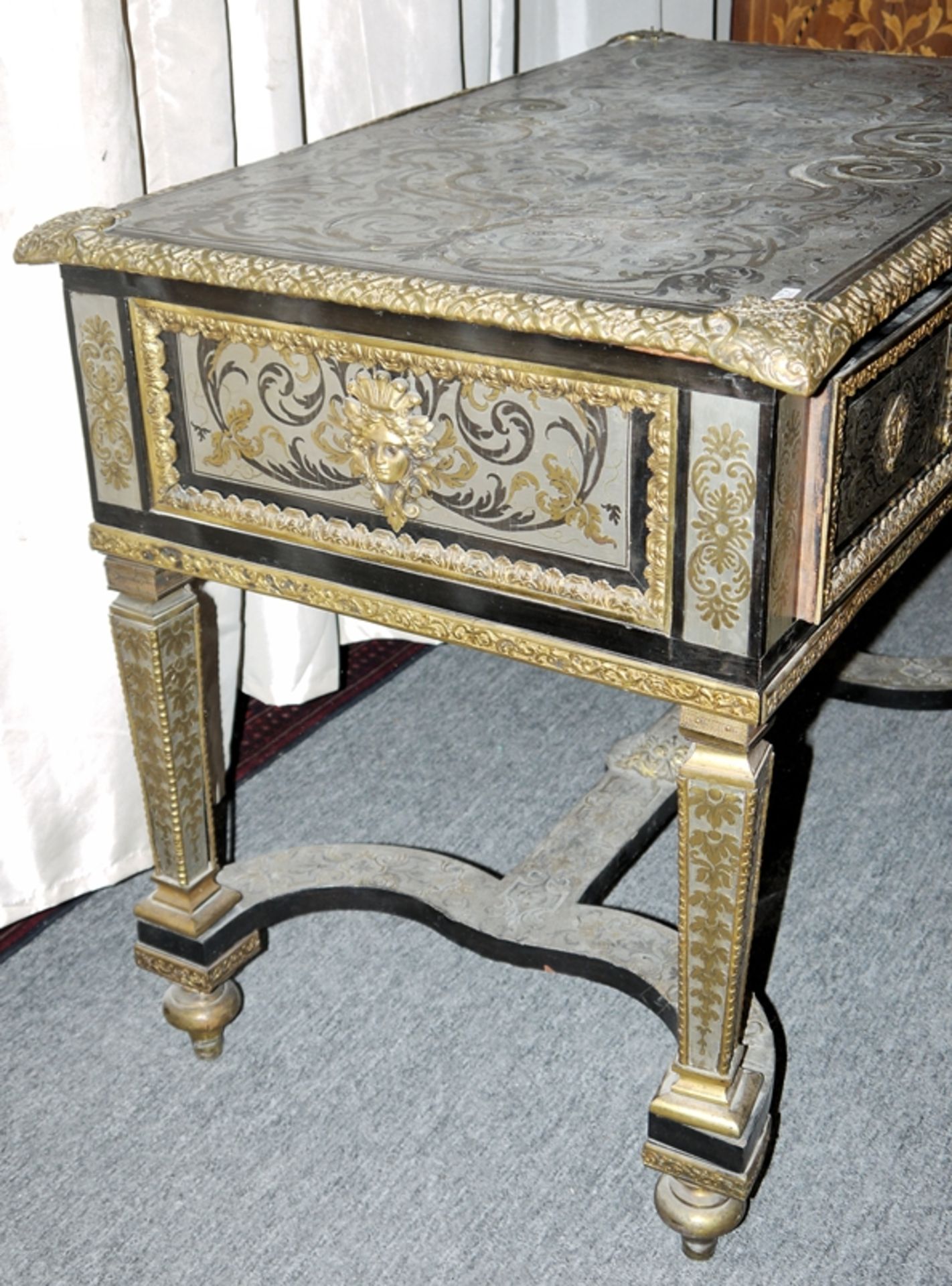 Kleiner Arbeitstisch mit Boulle-Marqueterie, Napoleon III, Frankreich um 1850/70 und ein Stuhl Stil - Bild 3 aus 8