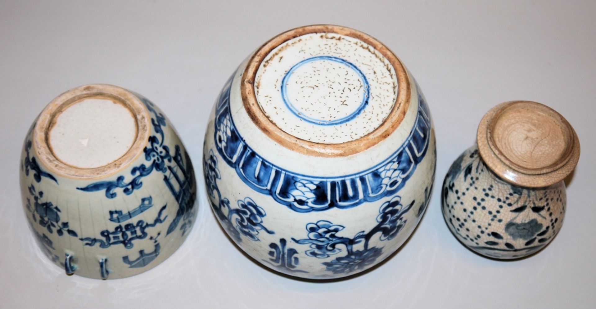 Drei Vorratstöpfe der Qing-Zeit, China 18./19. Jh. - Bild 2 aus 2