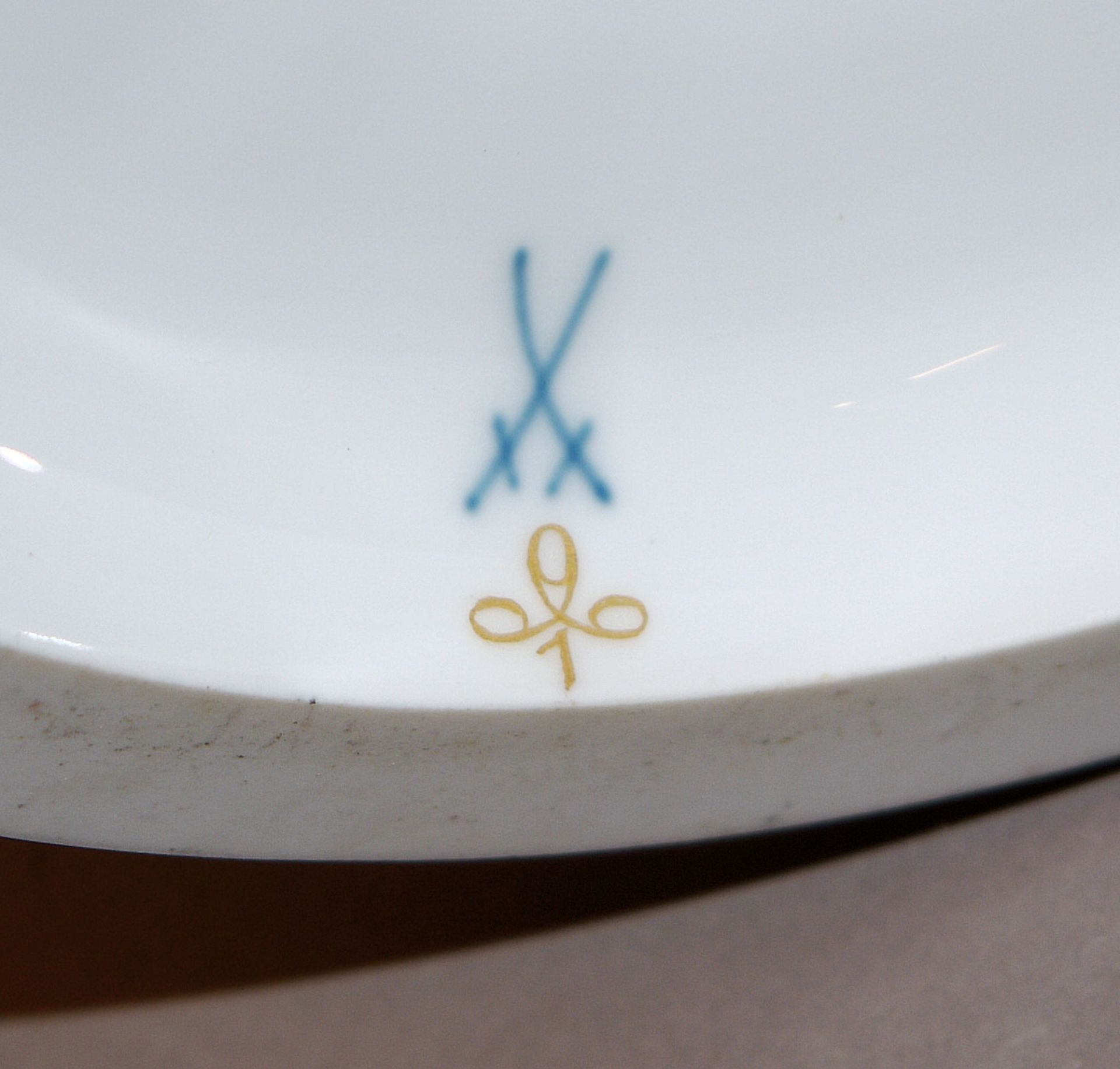 Schlangenhenkelvase mit Blumen, Meißen, 1. Wahl - Bild 3 aus 3