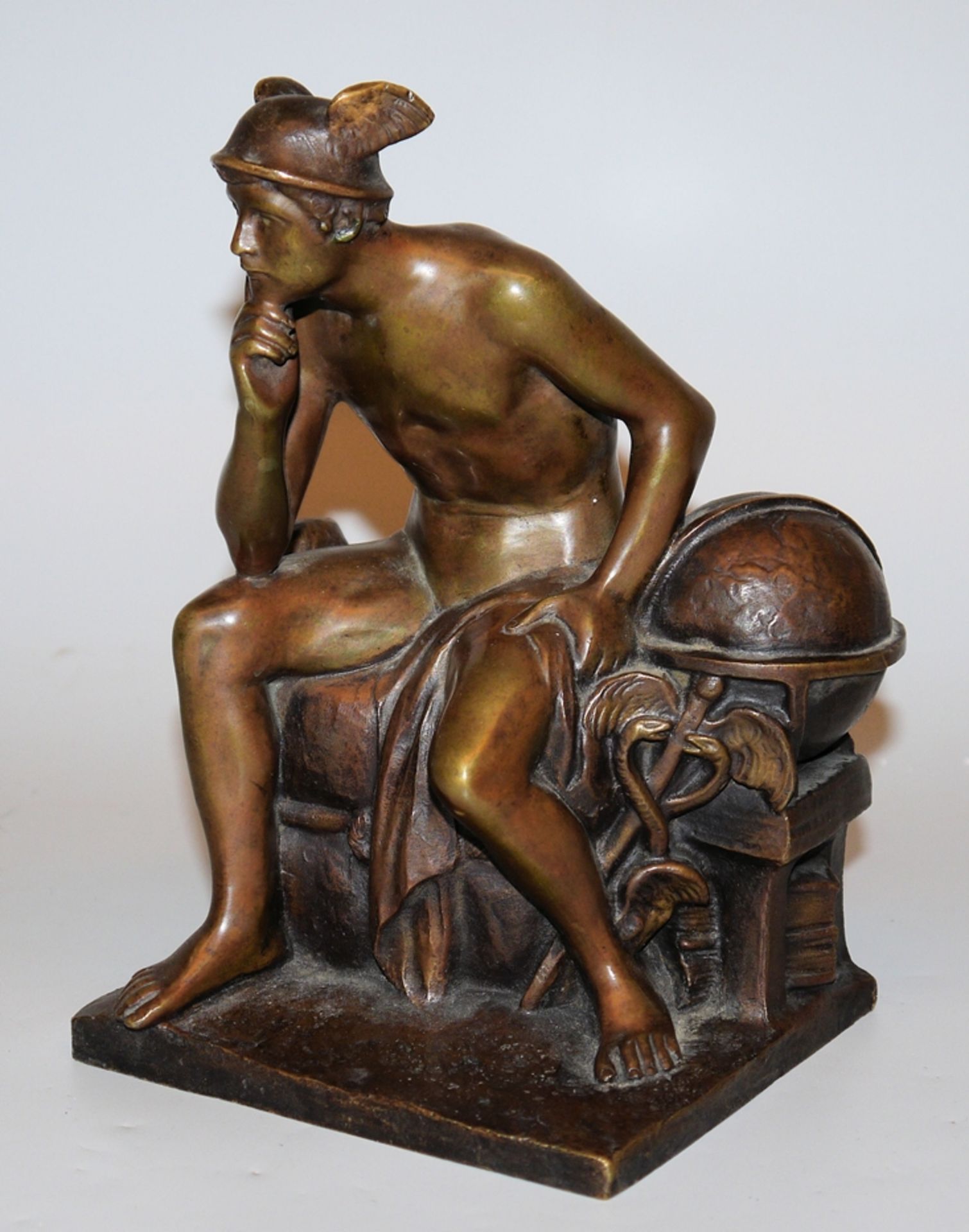 Bronzeplastik sitzender Götterbote Merkur, 19. Jh.