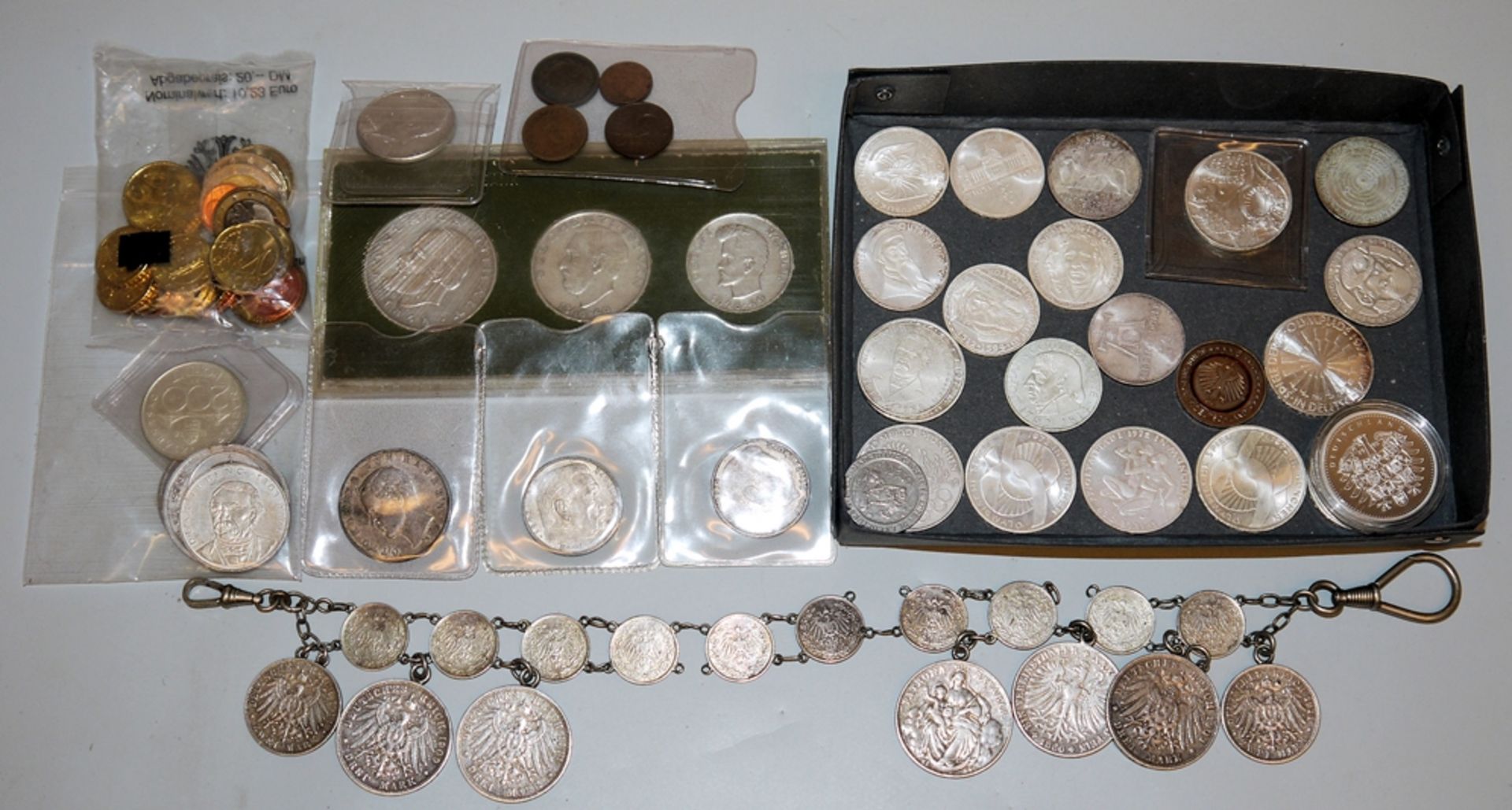 Kleine Münzsammlung mit kaiserzeitlichem Charivari bis BRD, zumeist Silber