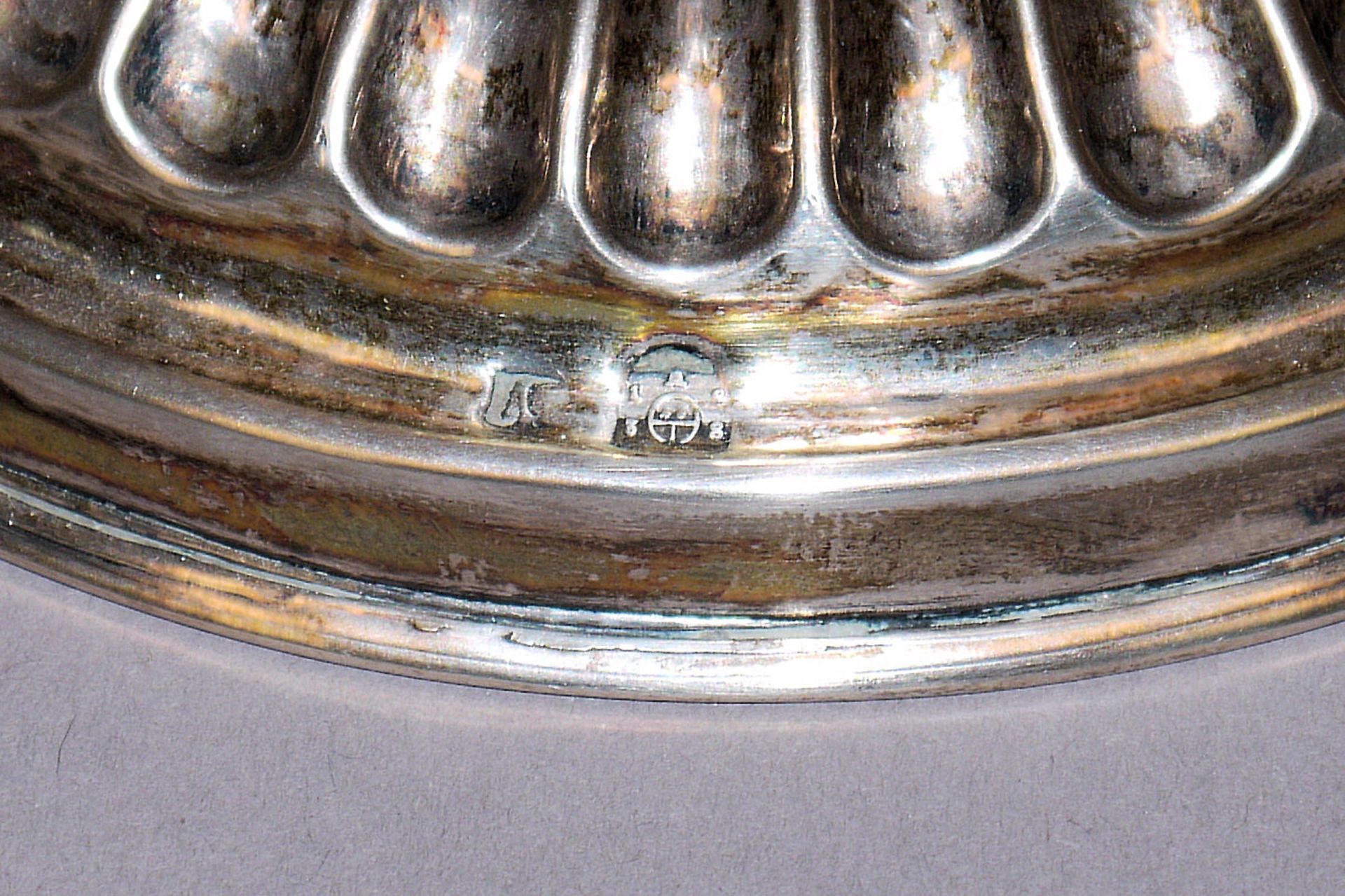 Tafelaufsatz mit Silberfuß, Wien 1838 - Bild 2 aus 2