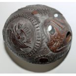 "Bugbear"-Pulverflasche aus Kokosnuss, napoleonisch um 1800