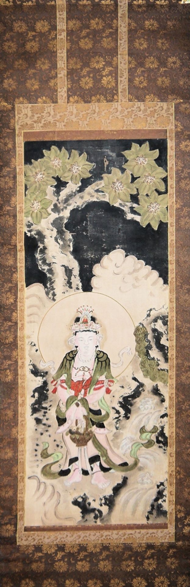 Kannon Bosatsu, die "Göttin der Barmherzigkeit" auf großer Bildrolle, Japan 1. H. 20. Jh.